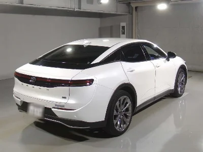 Toyota Crown Crossover