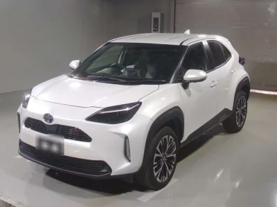 TOYOTA YARIS CROSS 1