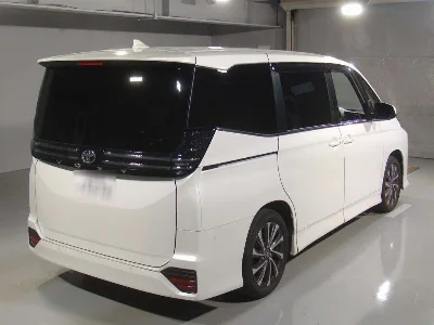 Статистика аукционов Toyota Voxy