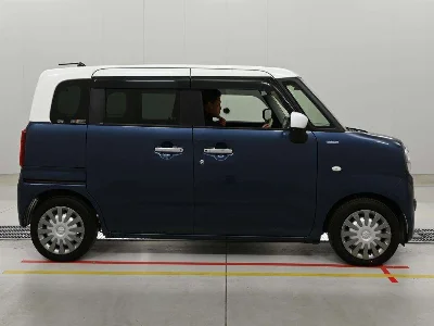 SUZUKI WAGON R SMILE