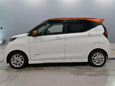 Статистика аукционов Nissan Dayz