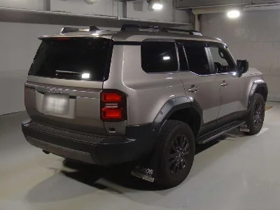 TOYOTA LAND CRUISER 250 2