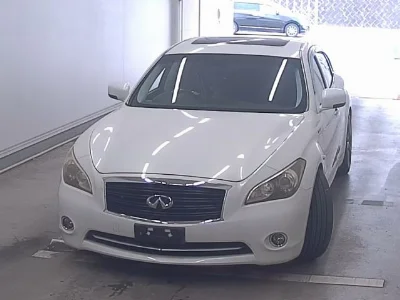 Nissan Fuga