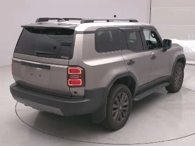 TOYOTA LAND CRUISER 250 2