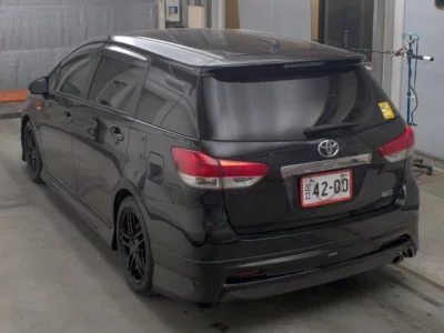 TOYOTA WISH