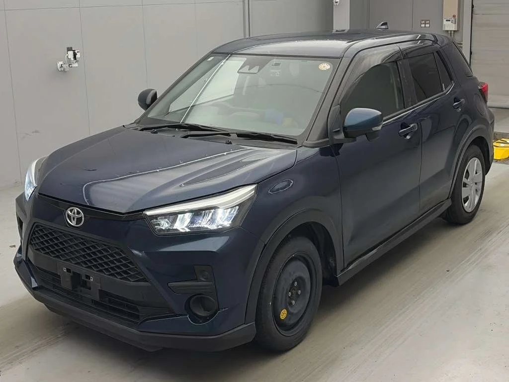 Toyota Raize  с аукциона в Японии
