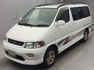 TOYOTA HIACE REGIUS