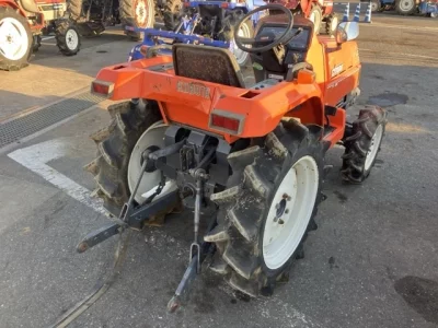 KUBOTA KUBOTA