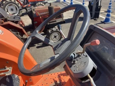 KUBOTA KUBOTA
