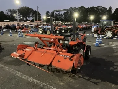 KUBOTA KUBOTA