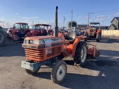 KUBOTA KUBOTA