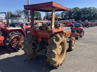 KUBOTA KUBOTA