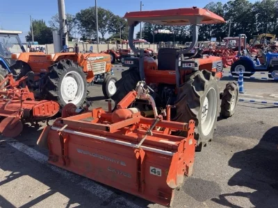 KUBOTA KUBOTA