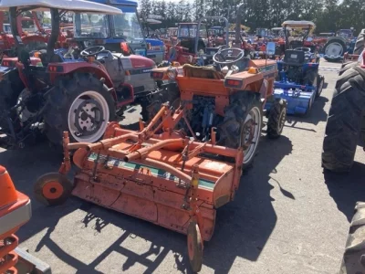 KUBOTA KUBOTA