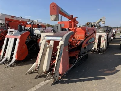 KUBOTA KUBOTA