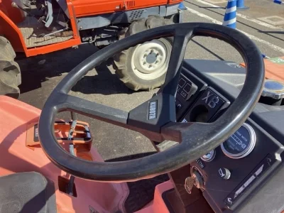 KUBOTA KUBOTA