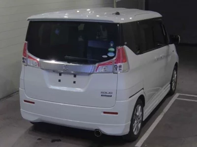 Suzuki Solio