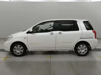 TOYOTA RAUM