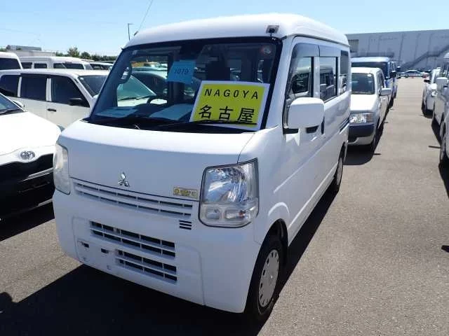 Mitsubishi Minicab 2016
