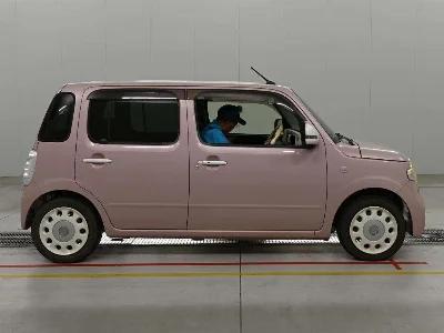 Daihatsu Mira Cocoa