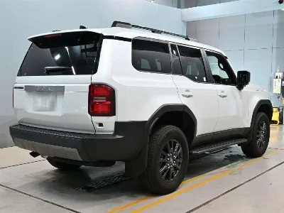 TOYOTA LAND CRUISER 250