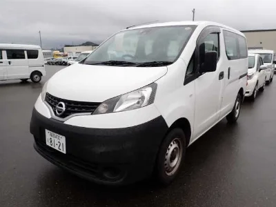 NISSAN NV200 1