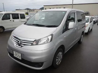 NISSAN NV200 1