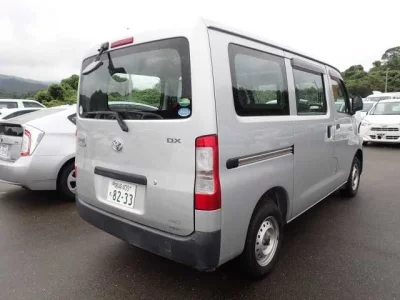 TOYOTA TOWN ACE VAN 2