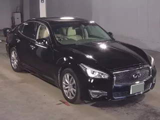 NISSAN FUGA