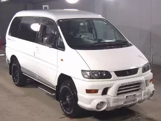 MITSUBISHI DELICA