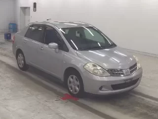 NISSAN TIIDA LATIO
