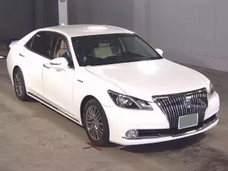 TOYOTA CROWN MAJESTA