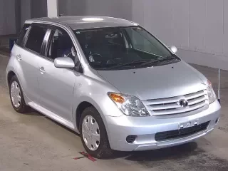 TOYOTA IST