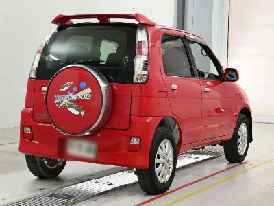 DAIHATSU TERIOS KID