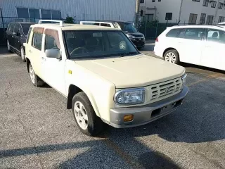 NISSAN RASHEEN