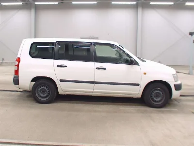 Toyota Succeed