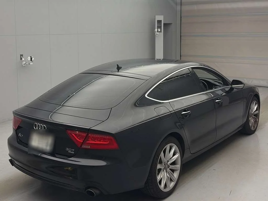 Audi A7 Sportback  с аукциона в Японии