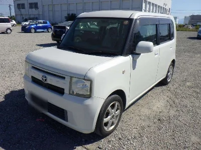 Toyota Pixis Space