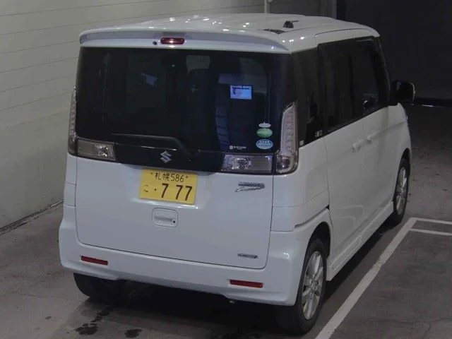 Suzuki Spacia Custom 2013