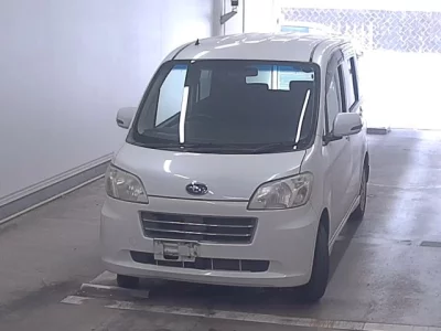 SUBARU LUCRA 2