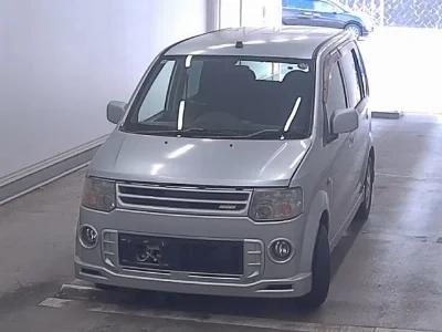 Nissan Otti