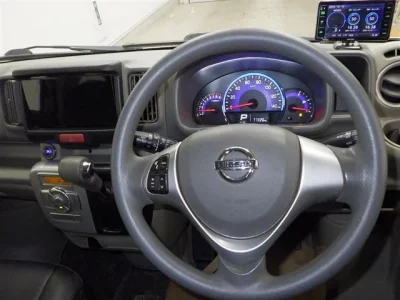 Nissan NV100 Clipper Rio