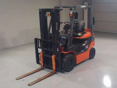 TOYOTA  FORKLIFT 