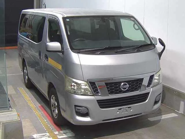 Nissan NV350 Caravan 2013