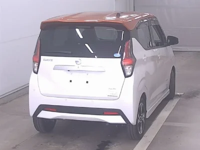 Статистика аукционов Nissan Dayz