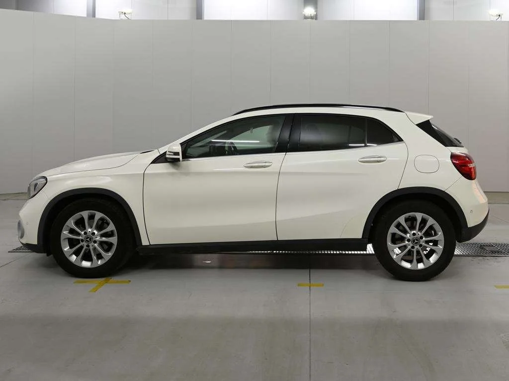 Mercedes-Benz GLA  с аукциона в Японии