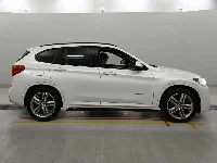Цена авто BMW X1 с аукционов Японии, номер кузова HS20, пробег 76 000, оценка 8