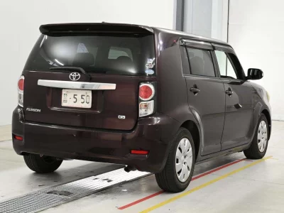 Toyota Corolla Rumion