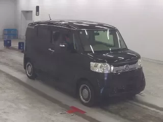 HONDA N BOX SLASH