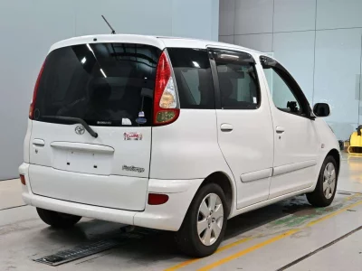 Toyota Funcargo